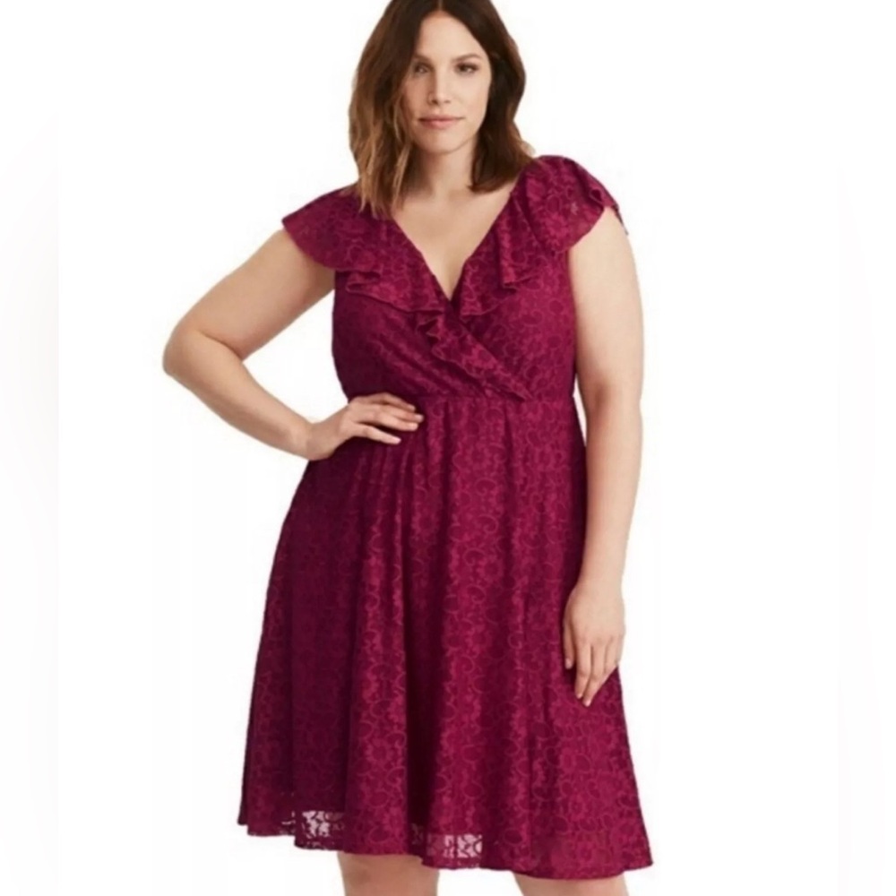 Torrid Berry Lace Skater Dress Size 1